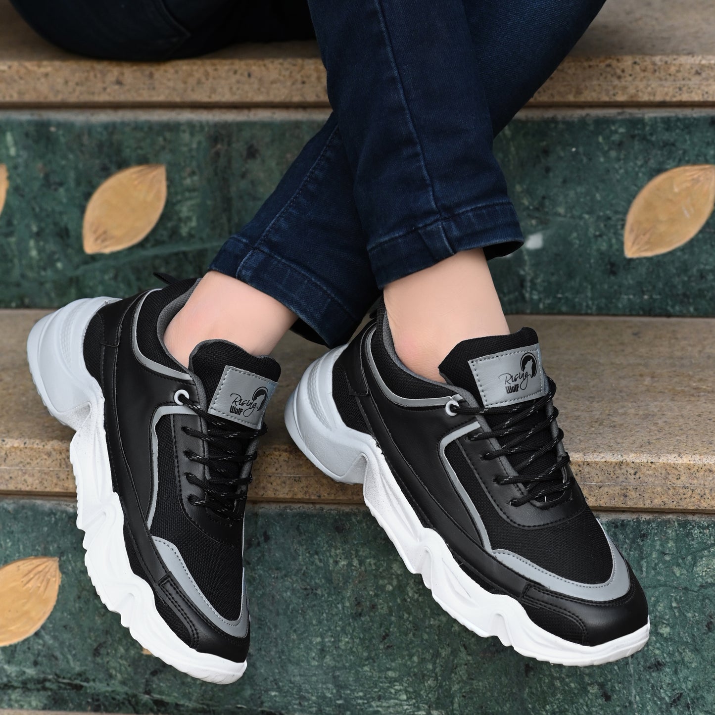 Apex Urban Chunky Sneakers – Stealth Black & Alabaster